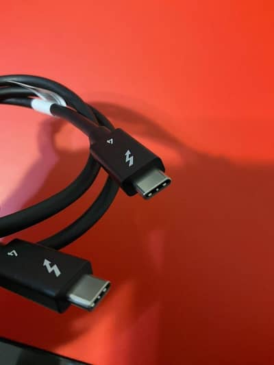 Lenovo Thunderbolt 4 active cable 0.7m