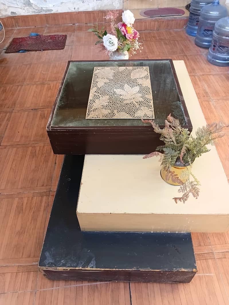 Stylish 3 Layered Table 1