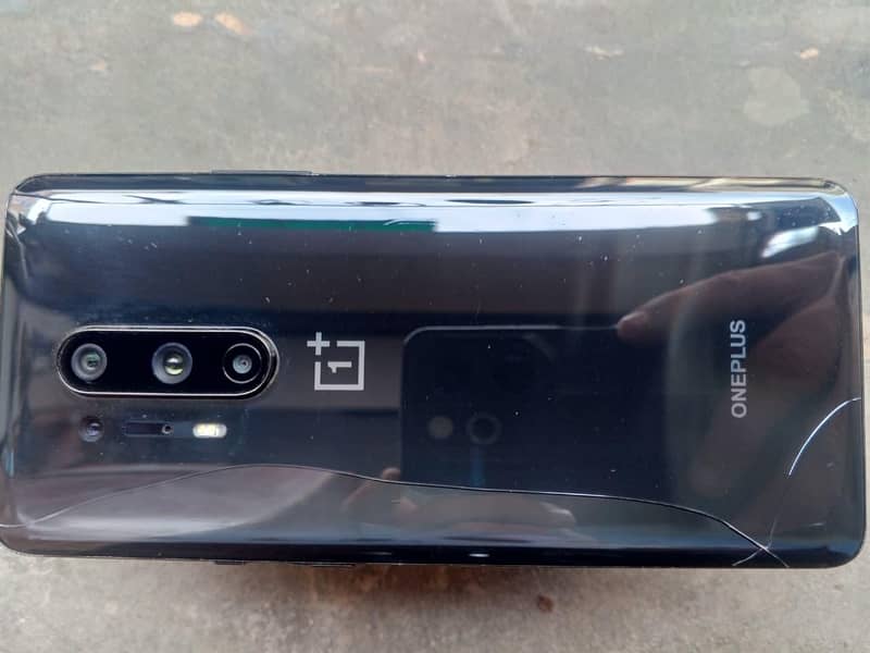 One plus8 Pro 1