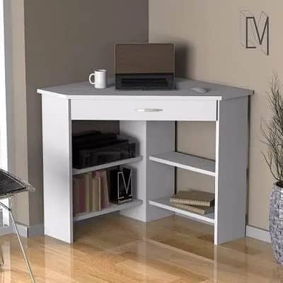 Modern Style Table in imported quality and finishing