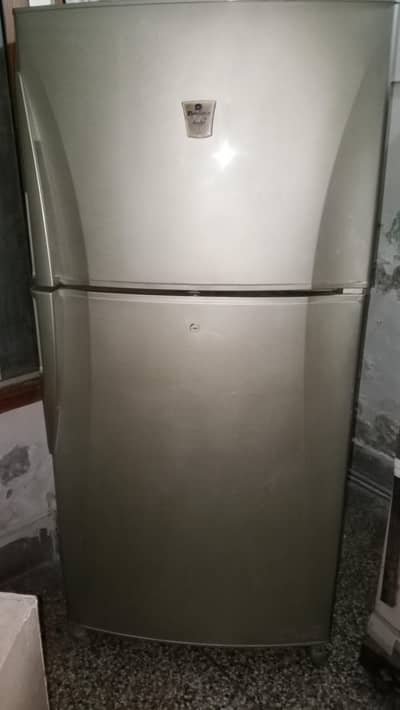 Dawlance Refrigerator  (14-cubic feet)