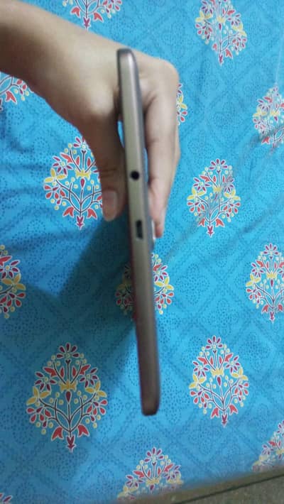 Samsung Galaxy Tab E used