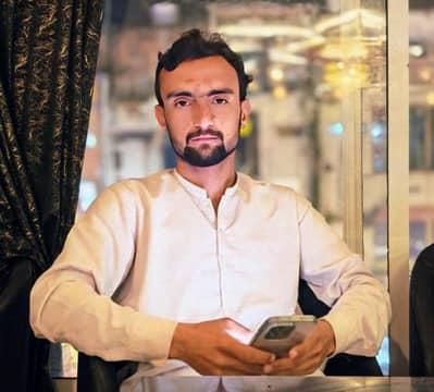 video editor graphic designer