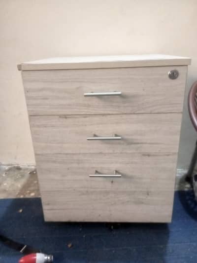 office mein use Hua Hai