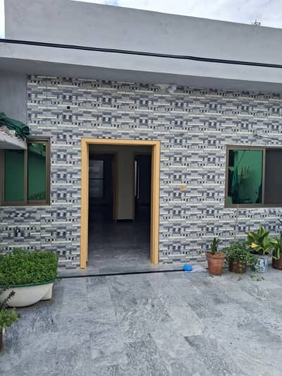 5 marla 2nd floor for rent