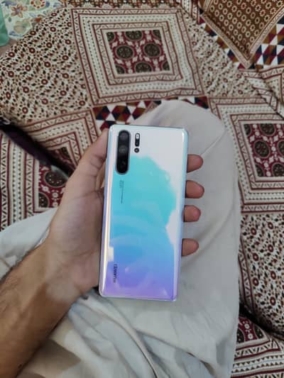 P30 PRO 8/128 NON PTA