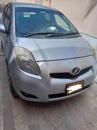 Toyota vitz 1.0 8/11