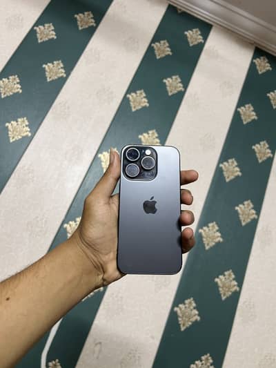 15pro cloure black condition 10.10 health 99•/•sim time hae abi phye b