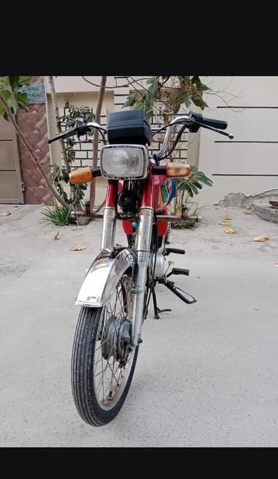united 70 cc bike 10/9.5 condition for sale