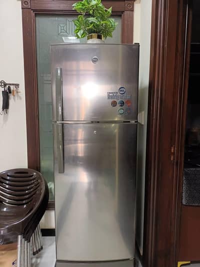 new condition not repair. working properly