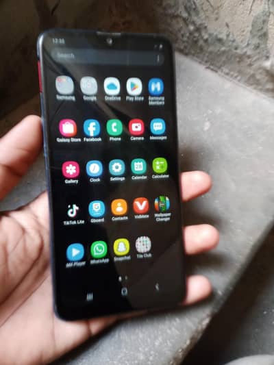 Whatsapp 03283379785