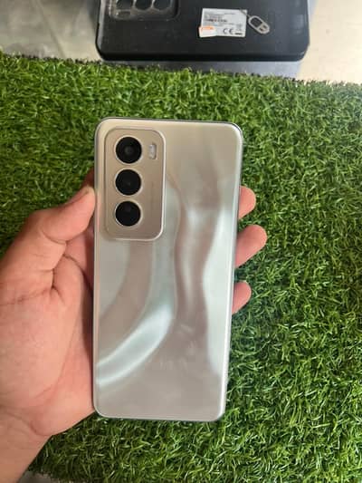 OPPO RENO 12 5G  12/512 GB