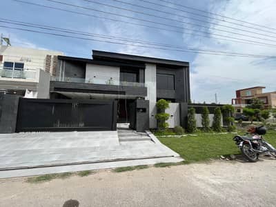 1 Kanal Luxury House for Sale Wapda Town Phase 2, Multan