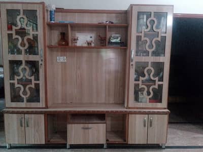 Showcase cabinet