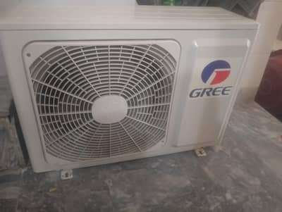 gree ac lomo like a good condition
