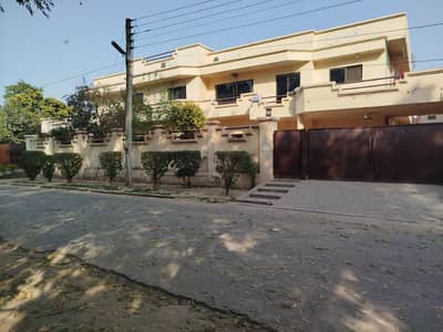 Investment opportunity 2.5 Kanal 16-Bed House That Is Divided Into 3-Separate Portions