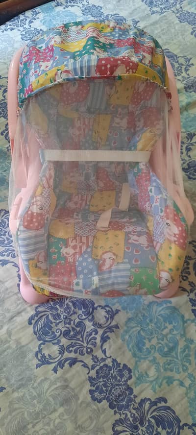 Baby Carry Cot / Infant Car Seat