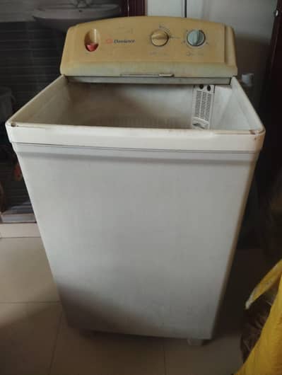 Used dawlance washing machine for sell