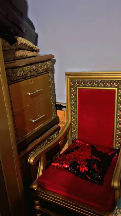 For selling bed room furniture