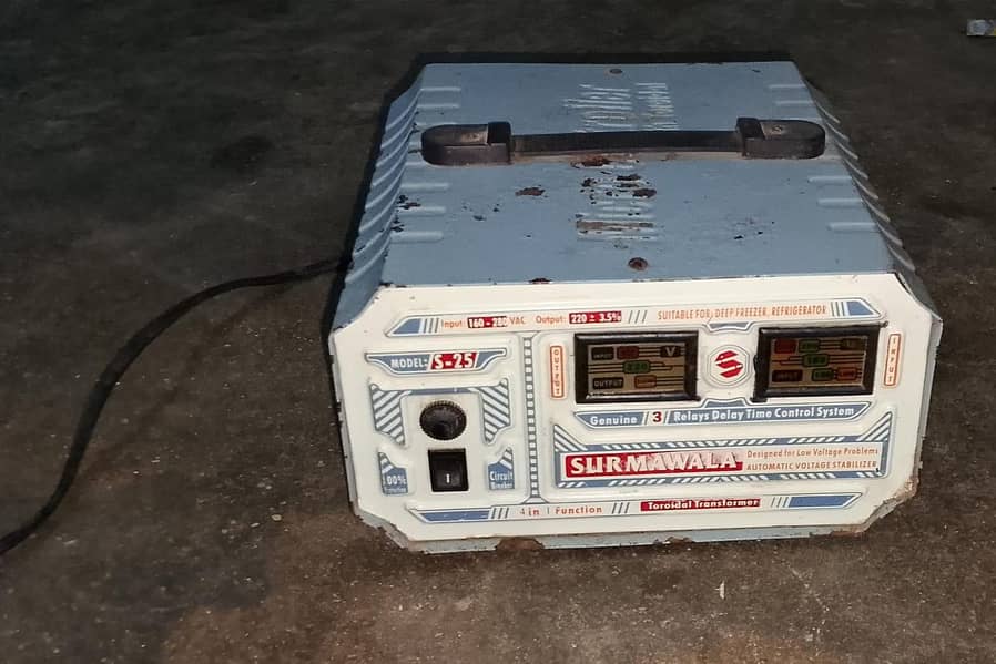 automatic voltage stabilizer 220v 0