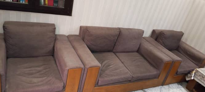 7 seater sofa set  urgent sell