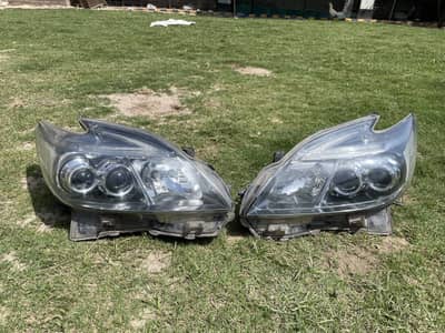 Toyota Prius Headlights