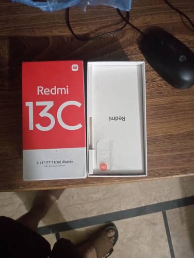 Redmi 13C 4+4/128 with box