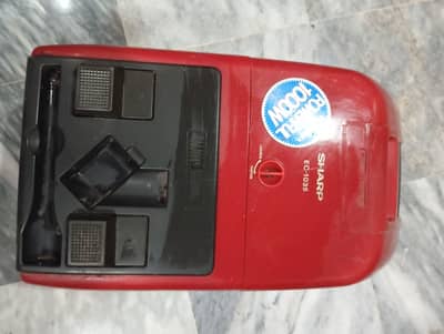 vacuum cleaner shrapr urgent sale