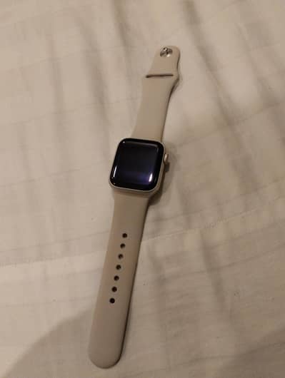 apple 2nd gen sports edition 40 mm
