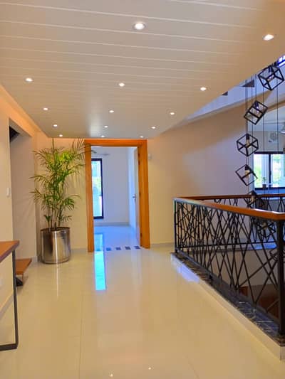 Bahria Town Phase 8 Safari Valley 7 Marla Single Unit Designer Dream House, Outclass Location,