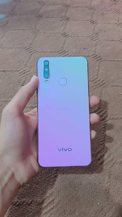 vivo y17