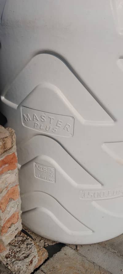 MASTER PLUS TANKI FOR SALE 1500 LITRE ONLY CALL 0322/9121/324.
