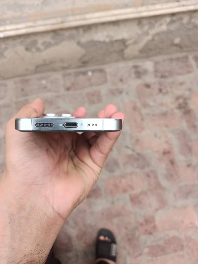 iphone 14 pro JV  with box 3