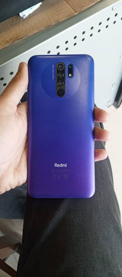 Redmi 9 (4GB RAM / 64GB Storage) – Good Condition – Best for Daily Use