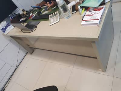 Office  Table For Sale
