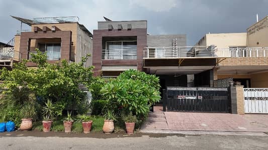 12 Marla House In Divine Gardens Is Best Option