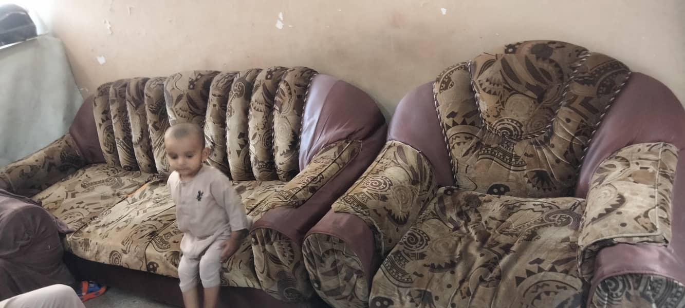 5 seter sofa 0