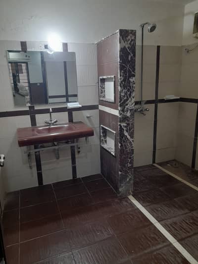 16 marla full house for rent