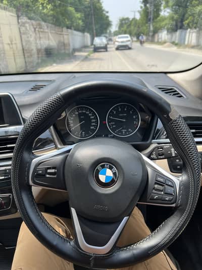 Bmw x1 sdrive 18i twin power turbo