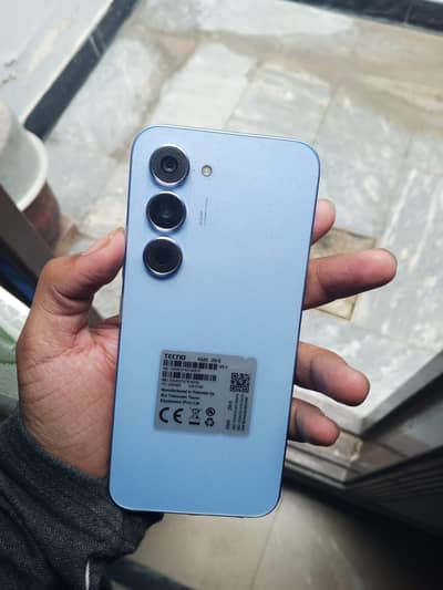 Tecno spark 40 pro