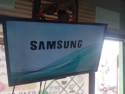 Samsung screen original display Hd picture wifi support available he