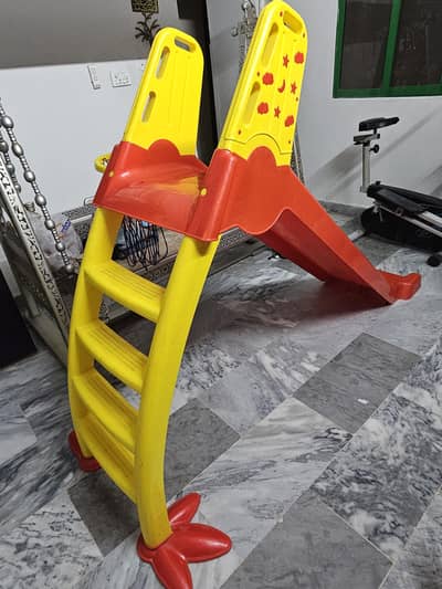 indoor kids slides is very neat and clean condition
