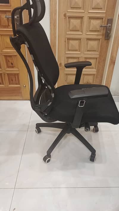 Motion Korean ergonomic chair | office | computer chair