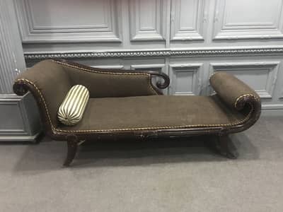 Dewan couch 3 sitter