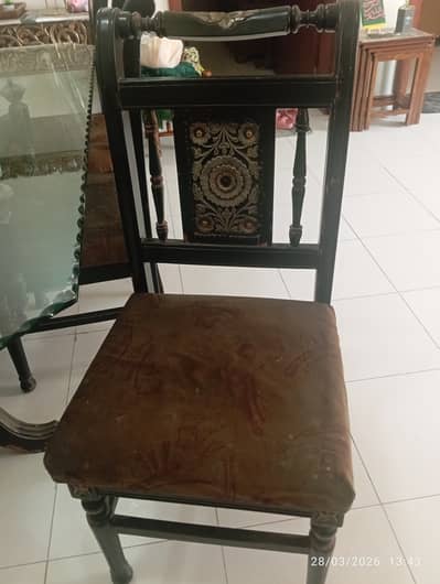 Heavy pure Shesham Dining Table with Chairs