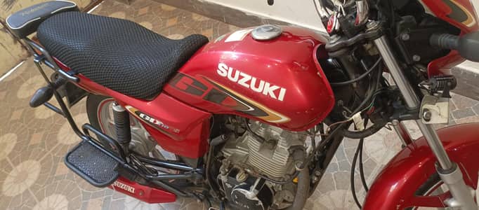 new Suzuki bike engine pack head pack clutch plate pack scratch less