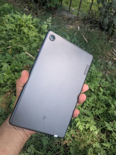 Lenovo tab M8 2/32gb