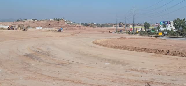 Margalla Enclave DHA I Size 5 Marla Heighted Location Street 45A and SBL Road plots available