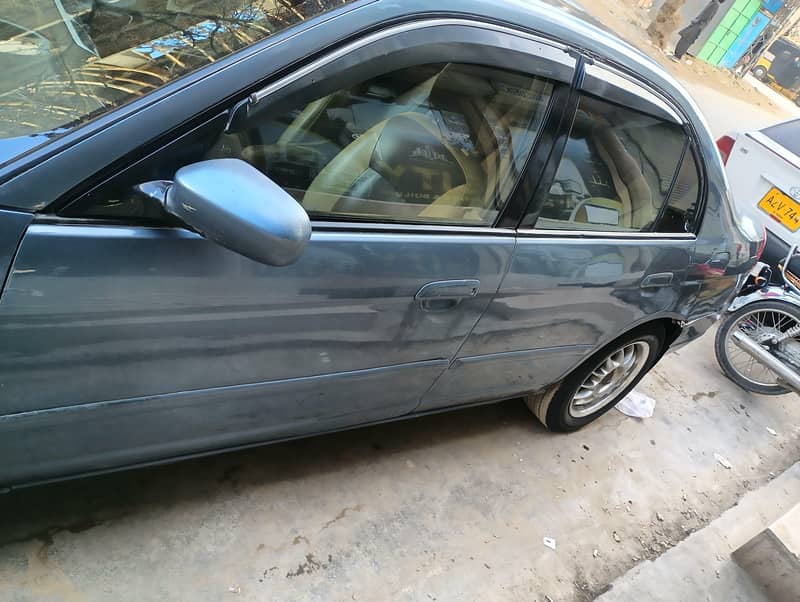 Toyota Corolla xe 1995 modal 1