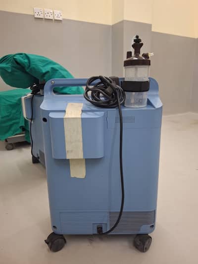 Philips Respironics EverFlo Oxygen Concentrator (5L) – Excellent Condi